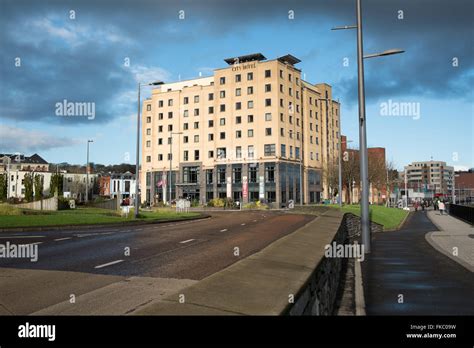 hotels in derry northern ireland.